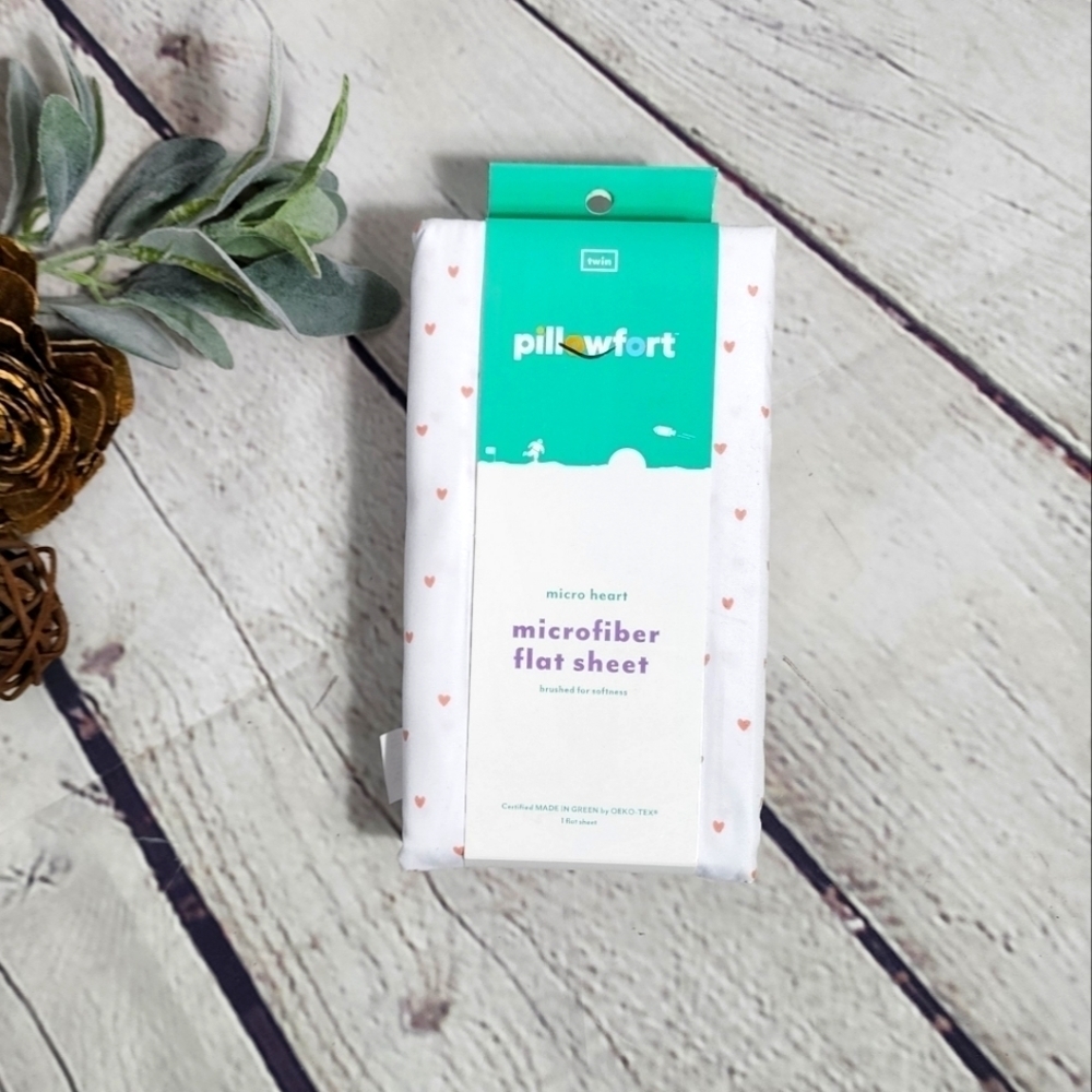 Pillowfort micro heart microfiber flat sheet NEW!